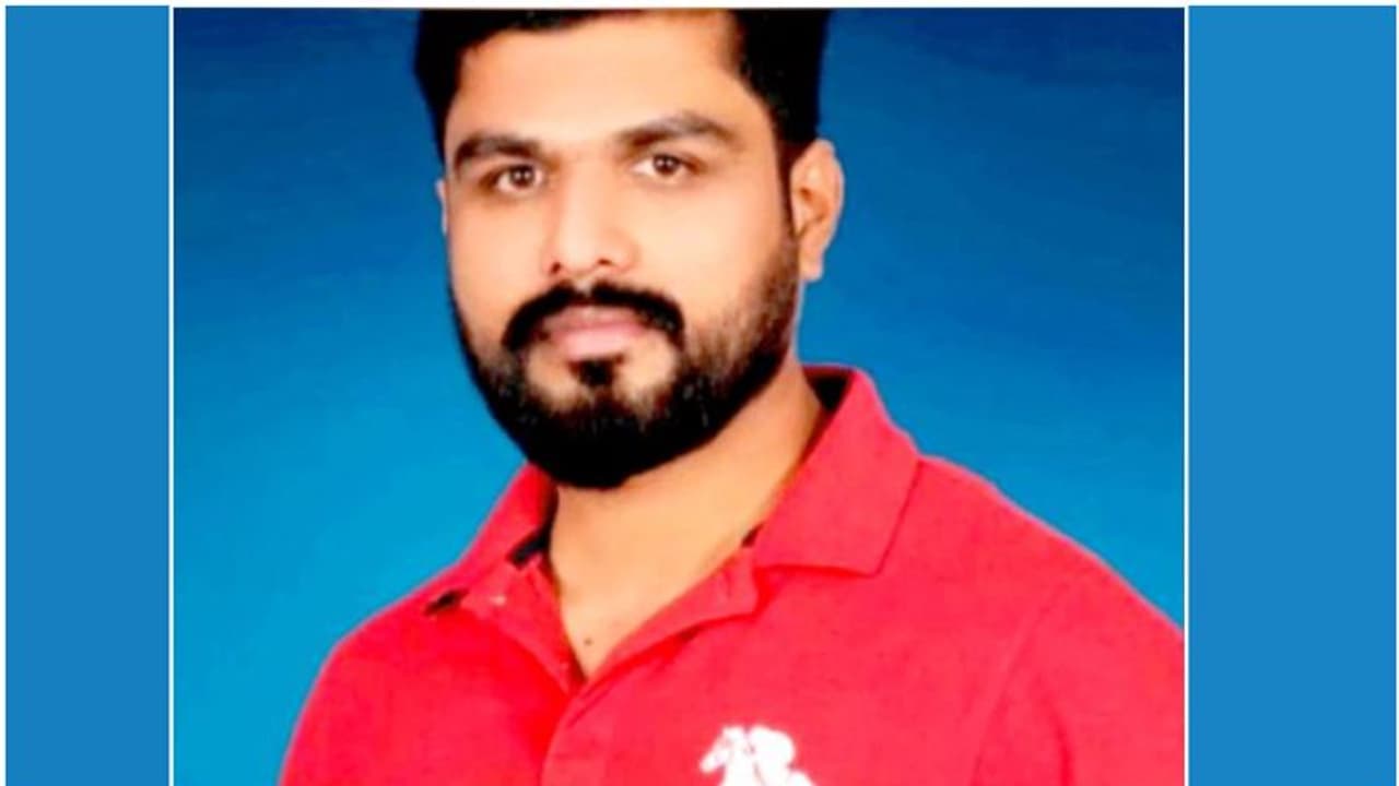 പ്രവാസി മലയാളി ഹൃദയാഘാതം മൂലം മരിച്ചു പ്രവാസി മലയാളി ഹൃദയാഘാതം മൂലം മരിച്ചു