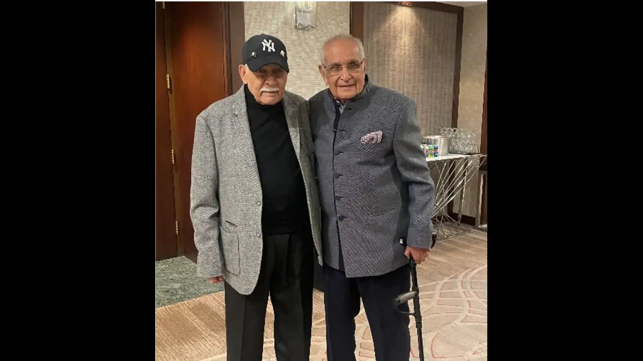 Viral Video: Childhood friends reunite decades after India Pakistan partition, share a hug (WATCH)