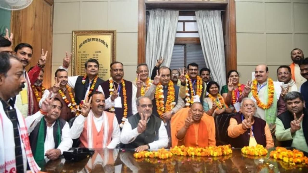UP Legislative Council Elections: SP के जमाली सबसे अमीर, SBSP प्रत्याशी पर 4 केस, पत्नी के घर में रहते हैं ये