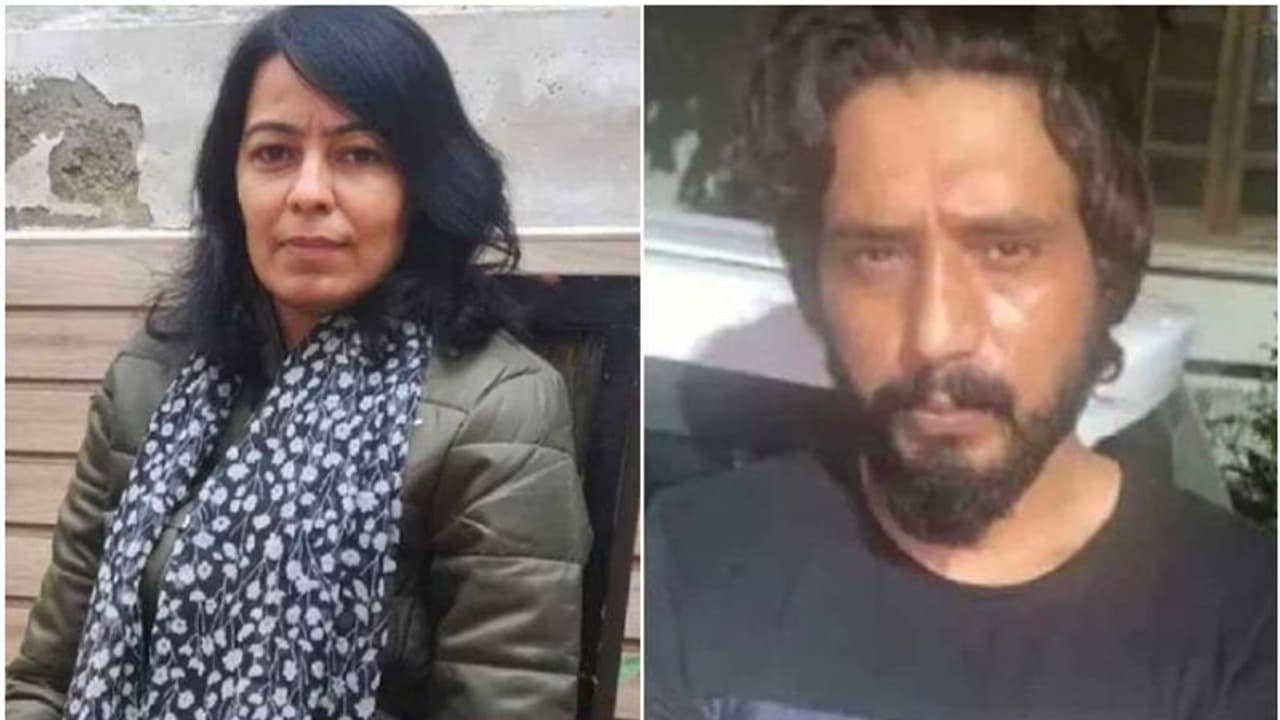 സന്ദീപും അനുരാധയും വിവാഹിതരായി; പങ്കെടുത്തത് 150 പേർ, ഒരുക്കിയത് വന് പൊലീസ് സുരക്ഷ സന്ദീപും അനുരാധയും വിവാഹിതരായി; പങ്കെടുത്തത് 150 പേർ, ഒരുക്കിയത് വന് പൊലീസ് സുരക്ഷ