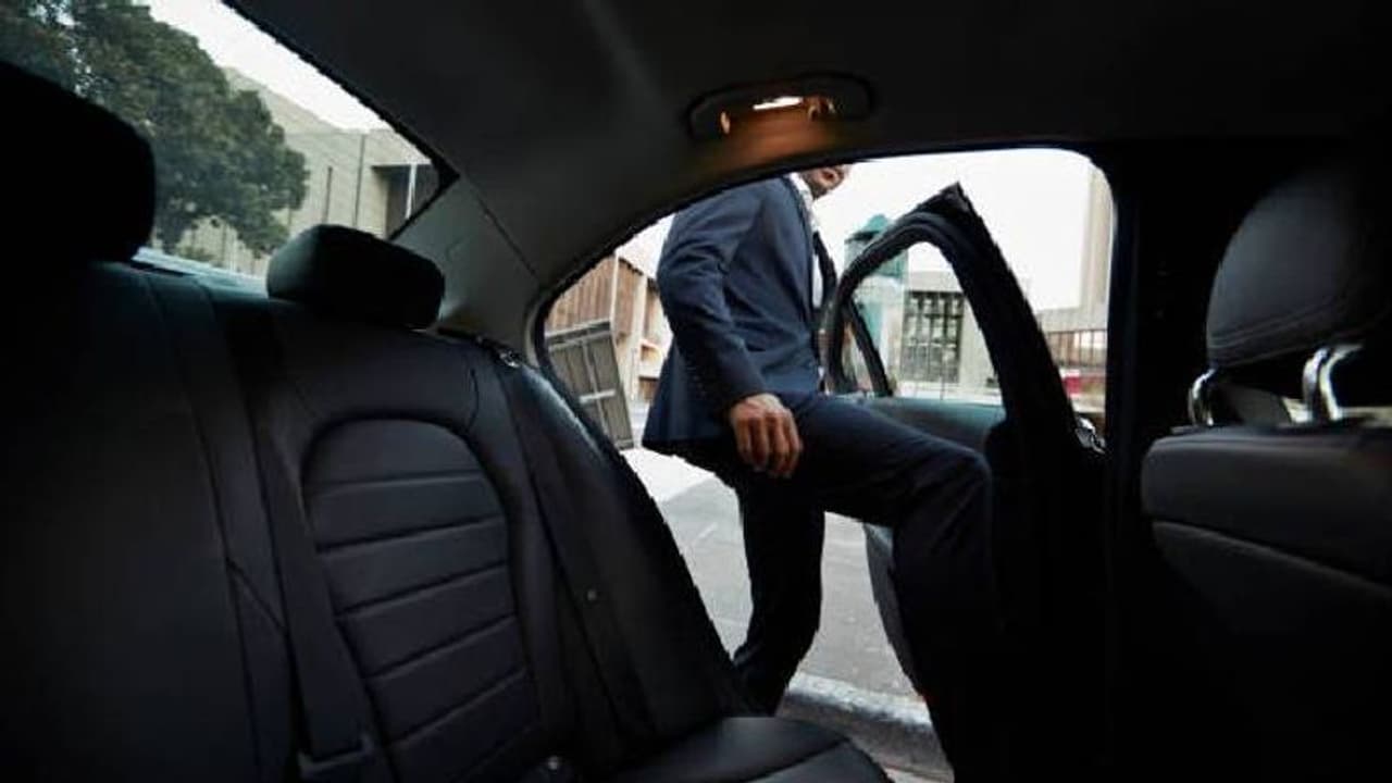 പെട്ടെന്ന് പണമുണ്ടാക്കാം, കോടീശ്വരന്മാരാവാം, എന്ത് ചെയ്യണം? വൈറലായി ടിപ്സ് പെട്ടെന്ന് പണമുണ്ടാക്കാം, കോടീശ്വരന്മാരാവാം, എന്ത് ചെയ്യണം? വൈറലായി ടിപ്സ്