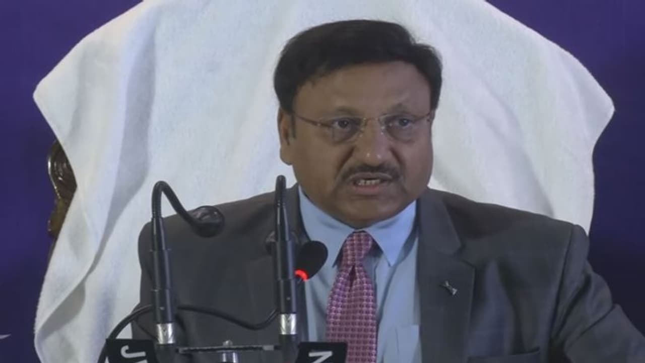 தேர்தல் பத்திர விவரங்கள் விரைவில் வெளியிடப்படும்: தலைமை தேர்தல் ஆணையர் ராஜீவ் குமார்!