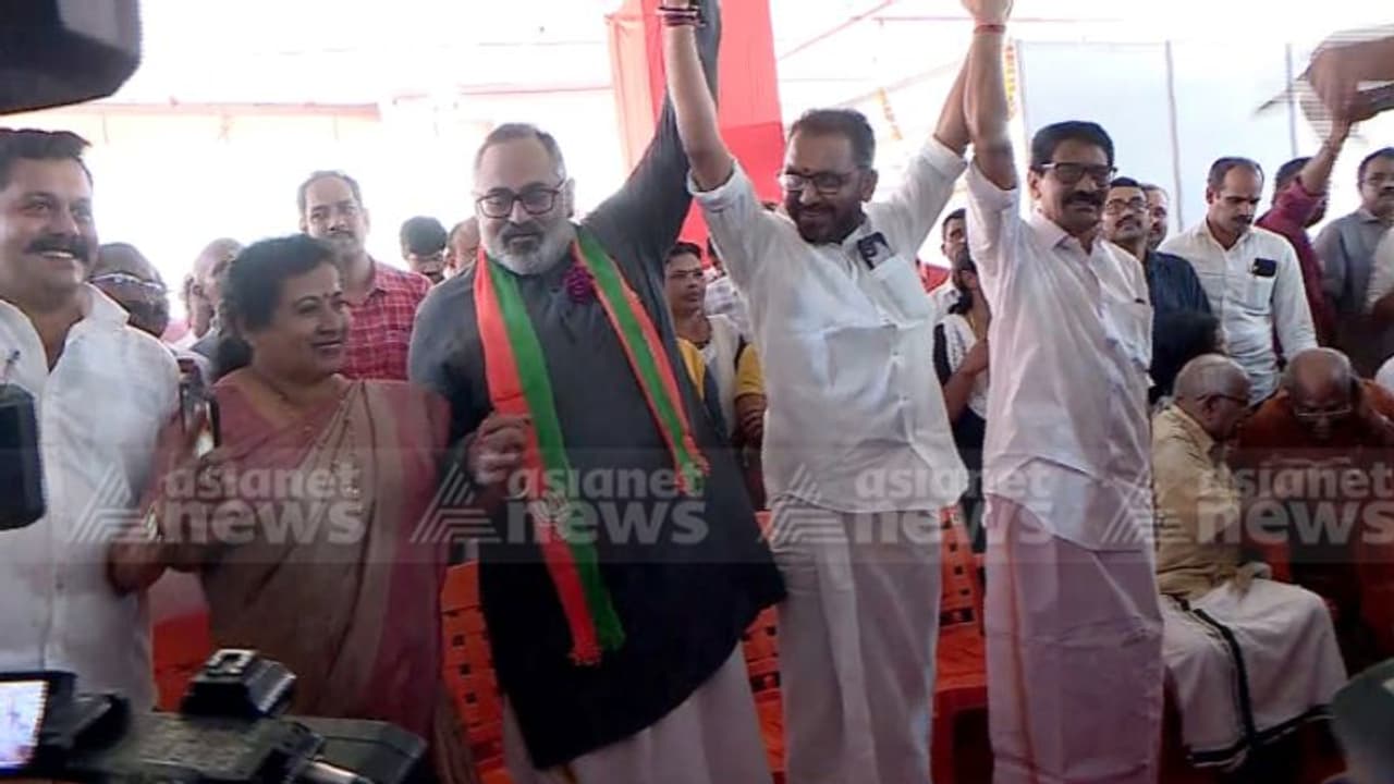 'കരുണാകരനെ സ്നേഹിച്ച പലരും വരാനുണ്ട്'; ബിജെപിയില് ചേര്ന്ന മുൻ കോൺഗ്രസ് നേതാവ് തമ്പാനൂര് സതീഷ് 'കരുണാകരനെ സ്നേഹിച്ച പലരും വരാനുണ്ട്'; ബിജെപിയില് ചേര്ന്ന മുൻ കോൺഗ്രസ് നേതാവ് തമ്പാനൂര് സതീഷ്