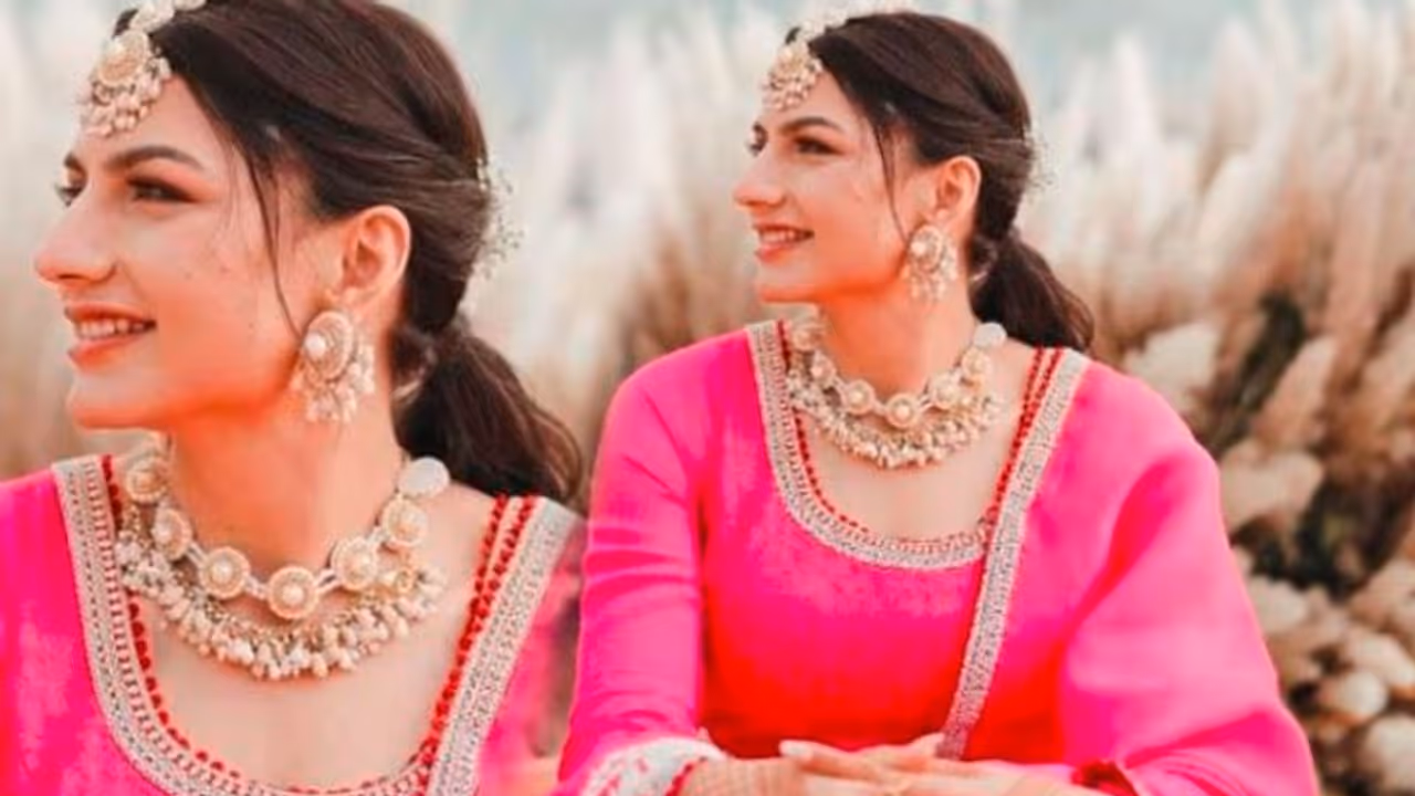 ನೋಡೋಕೆ ಕ್ಯೂಟ್, ಸಖತ್ ಬ್ರಿಲಿಯಂಟ್, ಬ್ಯೂಟಿ ವಿತ್ ಬ್ರೈನ್ ಎಂದೇ ಕರೆಸಿಕೊಳ್ಳೋ IAS ಆಫೀಸರ್ ಈಕೆ! ನೋಡೋಕೆ ಕ್ಯೂಟ್, ಸಖತ್ ಬ್ರಿಲಿಯಂಟ್, ಬ್ಯೂಟಿ ವಿತ್ ಬ್ರೈನ್ ಎಂದೇ ಕರೆಸಿಕೊಳ್ಳೋ IAS ಆಫೀಸರ್ ಈಕೆ!