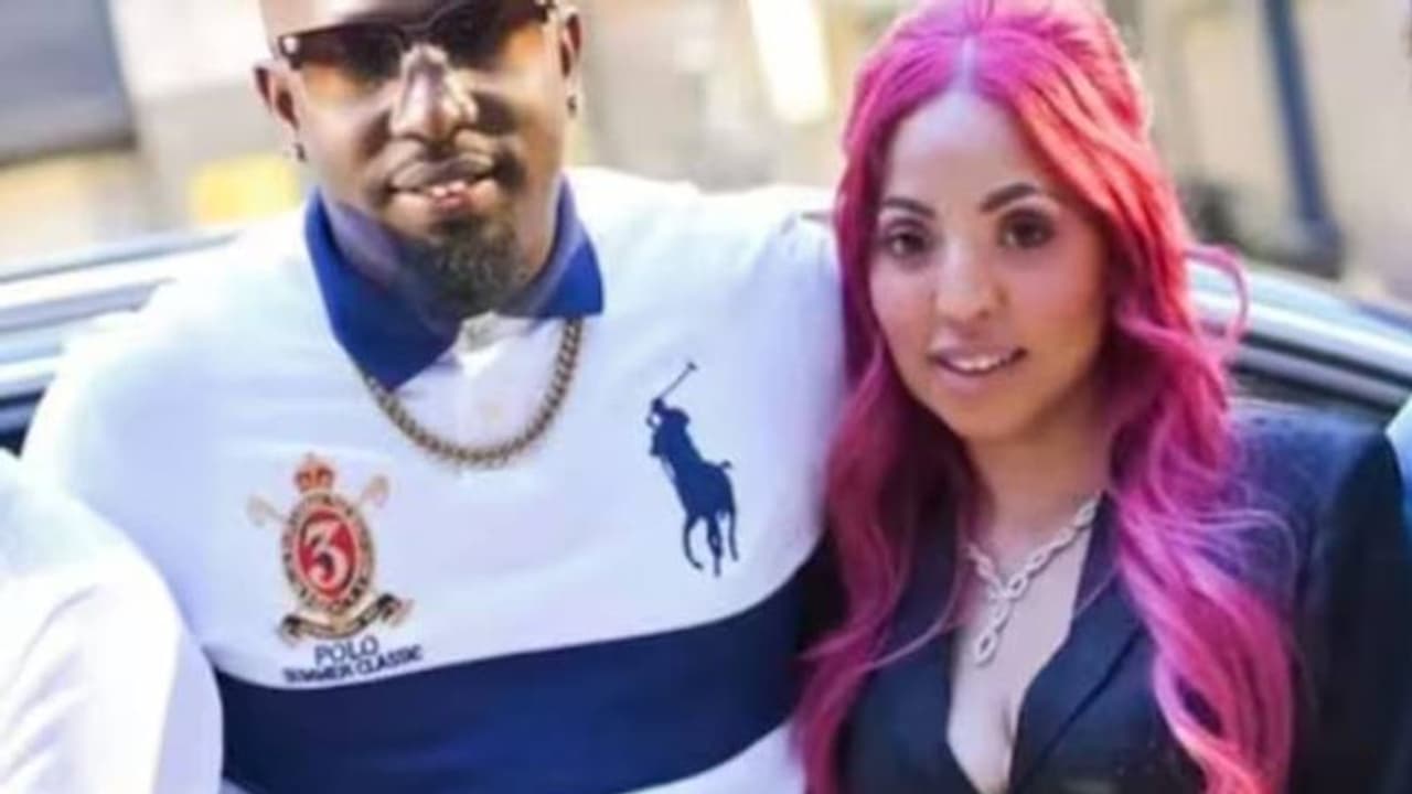 വീട് വിറ്റു, ലക്ഷങ്ങൾ മുടക്കി സൗന്ദര്യം കൂട്ടാൻ ശസ്ത്രക്രിയ, ദമ്പതികൾ ഇപ്പോൾ പറയുന്നത് കേട്ടോ വീട് വിറ്റു, ലക്ഷങ്ങൾ മുടക്കി സൗന്ദര്യം കൂട്ടാൻ ശസ്ത്രക്രിയ, ദമ്പതികൾ ഇപ്പോൾ പറയുന്നത് കേട്ടോ