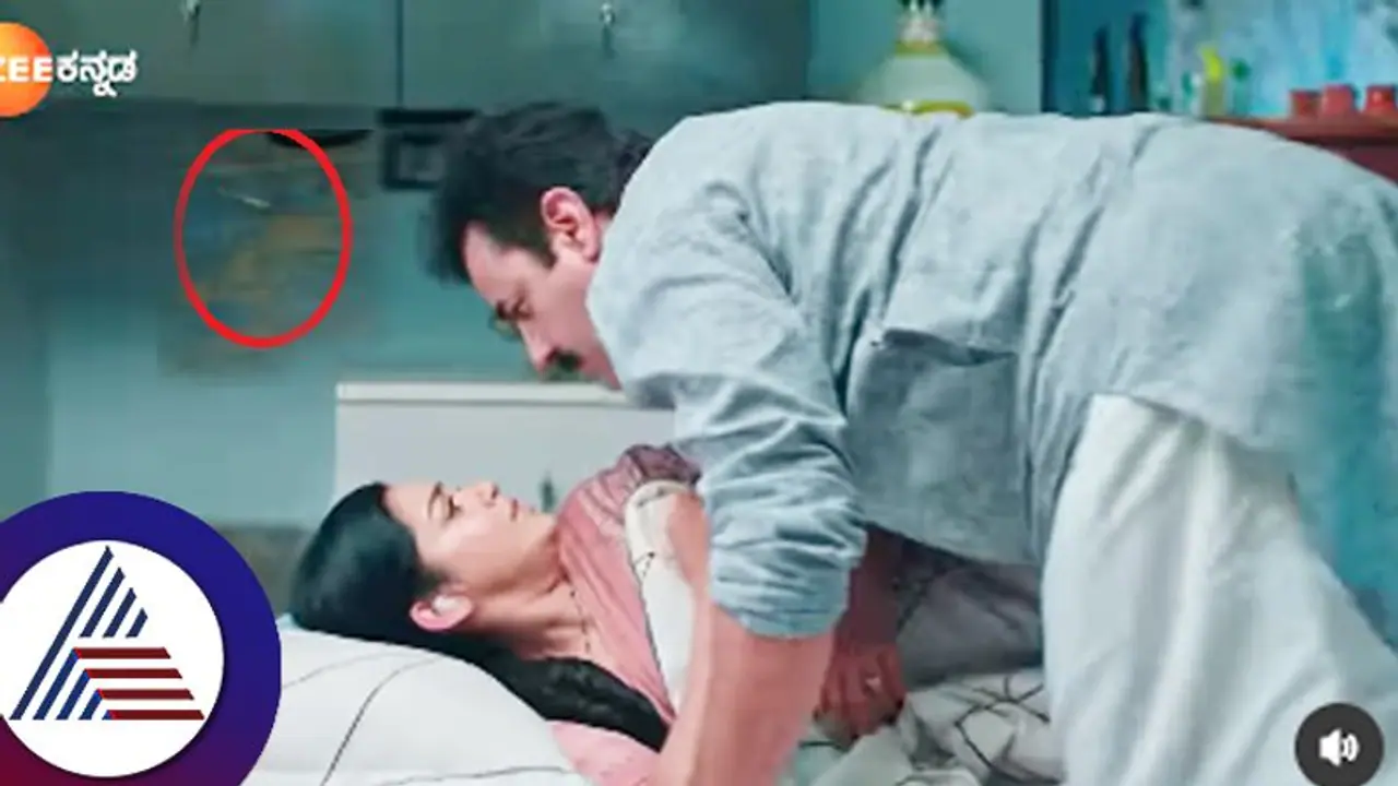 ಪತಿ ಪತ್ನಿ ಮತ್ತು ಹಲ್ಲಿ: ಅಮೃತಧಾರೆಗೆ ರೋಚಕ ಟ್ವಿಸ್ಟ್ ಫ್ಯಾನ್ಸ್ ಫುಲ್ ಖುಷ್! ಪತಿ ಪತ್ನಿ ಮತ್ತು ಹಲ್ಲಿ: ಅಮೃತಧಾರೆಗೆ ರೋಚಕ ಟ್ವಿಸ್ಟ್ ಫ್ಯಾನ್ಸ್ ಫುಲ್ ಖುಷ್!