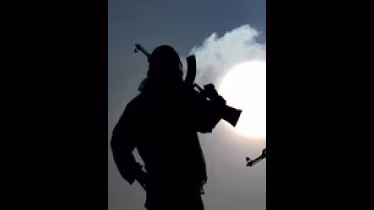 ಪಾಕಲ್ಲಿ 20 ಉಗ್ರರನ್ನು ಕೊಂದಿದ್ದು ಭಾರತ: ಬ್ರಿಟನ್ ಪತ್ರಿಕೆ ವರದಿ ಪಾಕಲ್ಲಿ 20 ಉಗ್ರರನ್ನು ಕೊಂದಿದ್ದು ಭಾರತ: ಬ್ರಿಟನ್ ಪತ್ರಿಕೆ ವರದಿ