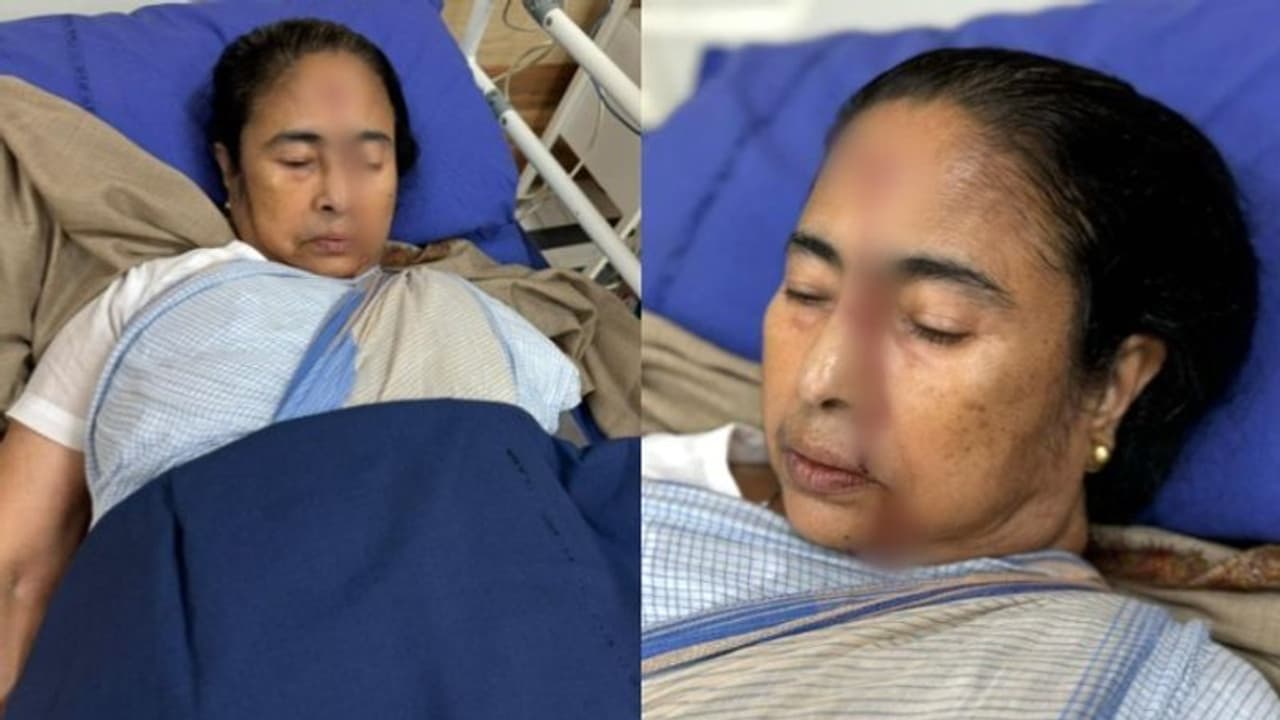 'പിന്നിൽ നിന്ന് ആരോ തള്ളിയതു പോലെ തോന്നി'; മമത ബാനർജി വീണത് രക്തസമ്മർദ്ദം താഴ്ന്നതിനെ തുടർന്ന്, വിശ്രമം വേണം