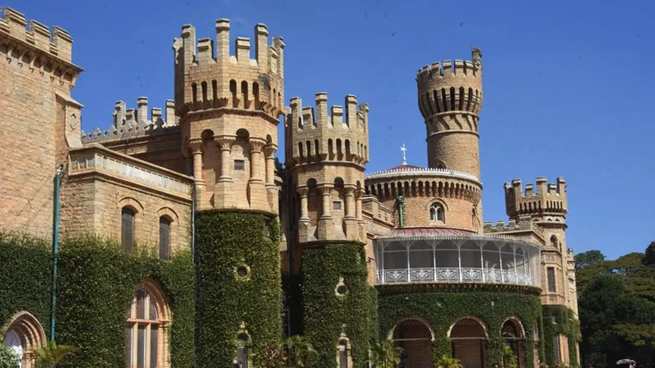 ಅರಮನೆ ಮೈದಾನ ರಸ್ತೆ ಅಗಲೀಕರಣ; 3 ಸಾವಿರ ಕೋಟಿ ಟಿಡಿಆರ್ ತಪ್ಪಿಸಲು ಕಾನೂನು ತಜ್ಞರೊಂದಿಗೆ ಸರ್ಕಾರ ಮಹತ್ವದ ಚರ್ಚೆ 