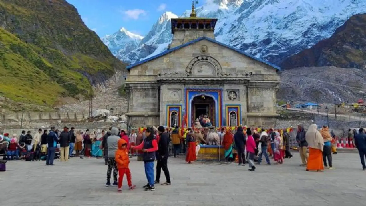 Char Dham Yatra 2024: Uttarkashi Police urges devotees to postpone Yamunotri pilgrimage today; Here's why Char Dham Yatra 2024: Uttarkashi Police urges devotees to postpone Yamunotri pilgrimage today; Here's why
