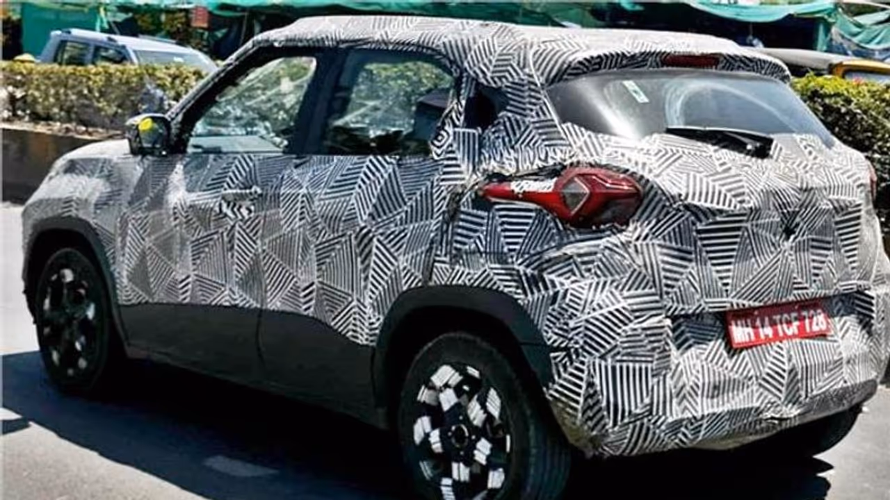 കവറിട്ട് മൂടി നടുറോഡിൽ ഒരു പഞ്ച്! ടാറ്റയുടെ പരീക്ഷണം ഇങ്ങനെ! കവറിട്ട് മൂടി നടുറോഡിൽ ഒരു പഞ്ച്! ടാറ്റയുടെ പരീക്ഷണം ഇങ്ങനെ!