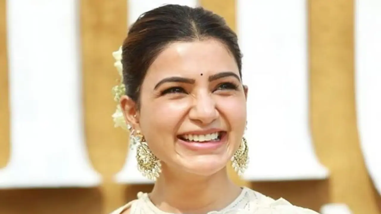 మొత్తానికి సమంతకు క్షమాపణ చెప్పాడు మొత్తానికి సమంతకు క్షమాపణ చెప్పాడు