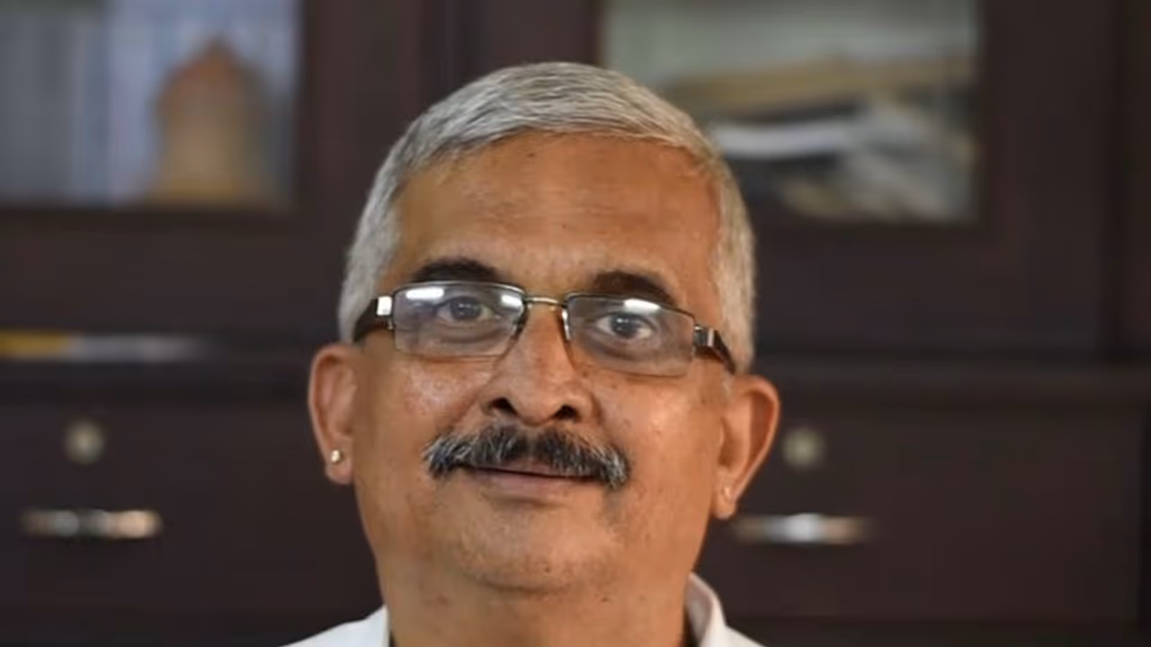 ಜನರ ದಿಕ್ಕು ತಪ್ಪಿಸುತ್ತಿರುವ ಕಾಂಗ್ರೆಸ್ ಸರ್ಕಾರ: ಎಂಎಲ್ಸಿ ಪ್ರತಾಪ ಸಿಂಹ ನಾಯಕ ಜನರ ದಿಕ್ಕು ತಪ್ಪಿಸುತ್ತಿರುವ ಕಾಂಗ್ರೆಸ್ ಸರ್ಕಾರ: ಎಂಎಲ್ಸಿ ಪ್ರತಾಪ ಸಿಂಹ ನಾಯಕ