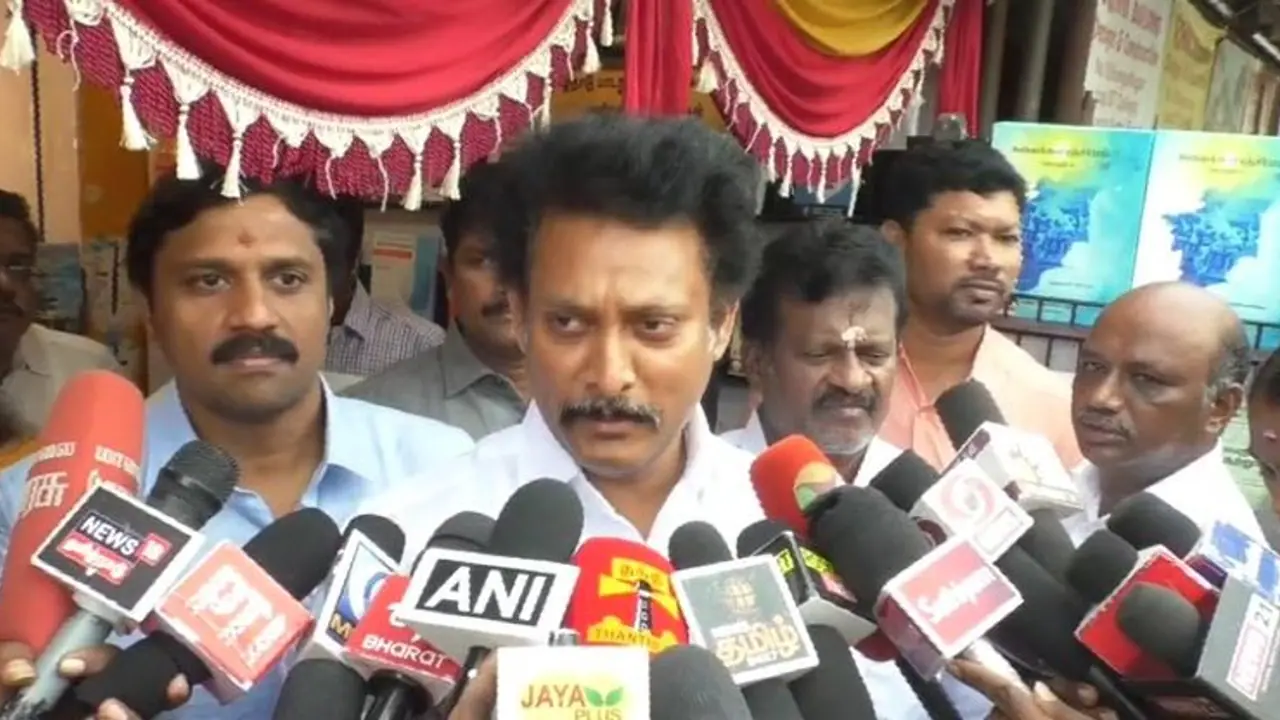 நீட் தேர்வை ஒழிக்க வேண்டும் என்பது தான் எங்கள் நிலைப்பாடு அமைச்சர் அன்பில் மகேஸ் விளக்கம்