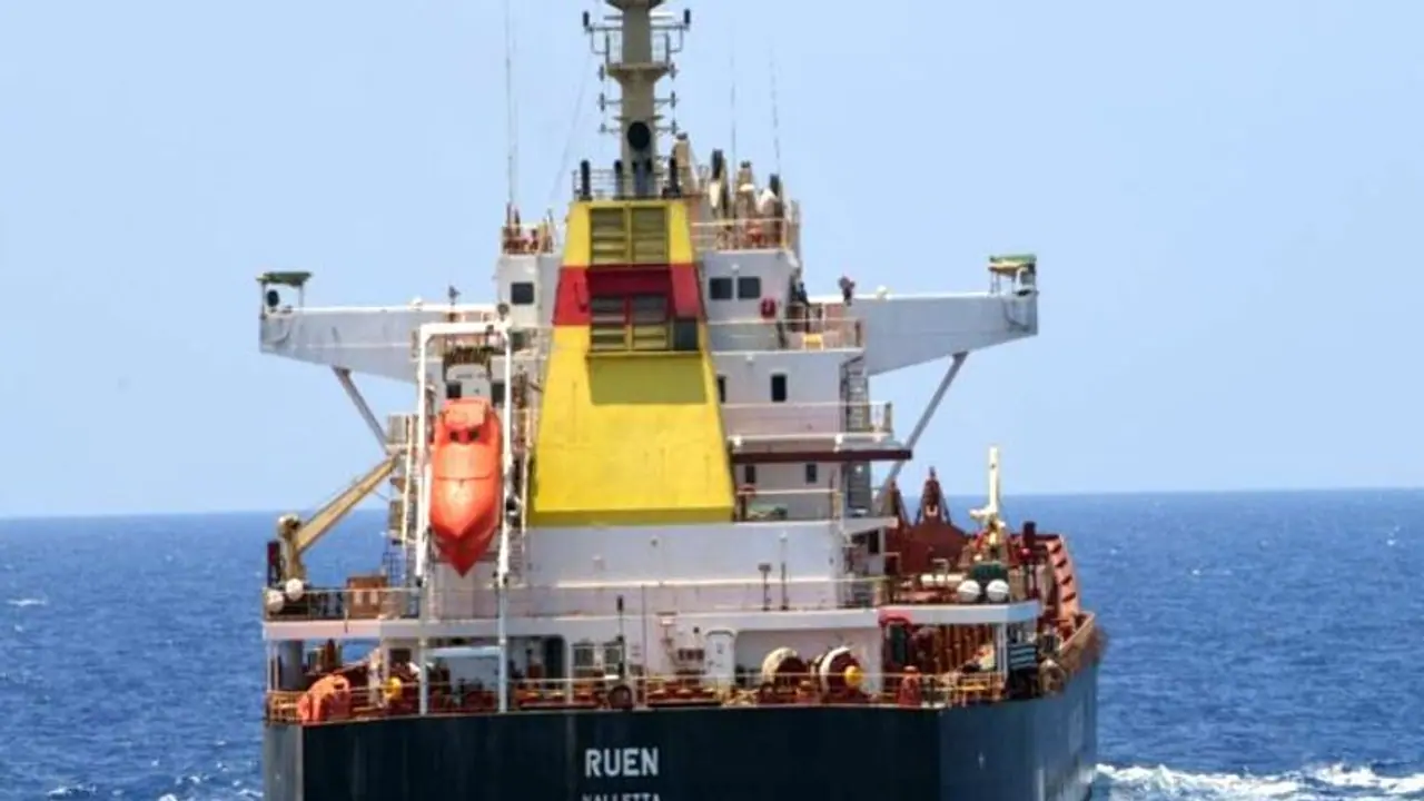 35 Somali pirates surrender after Indian Navy MARCOS launch operation against pirate vessel 35 Somali pirates surrender after Indian Navy MARCOS launch operation against pirate vessel