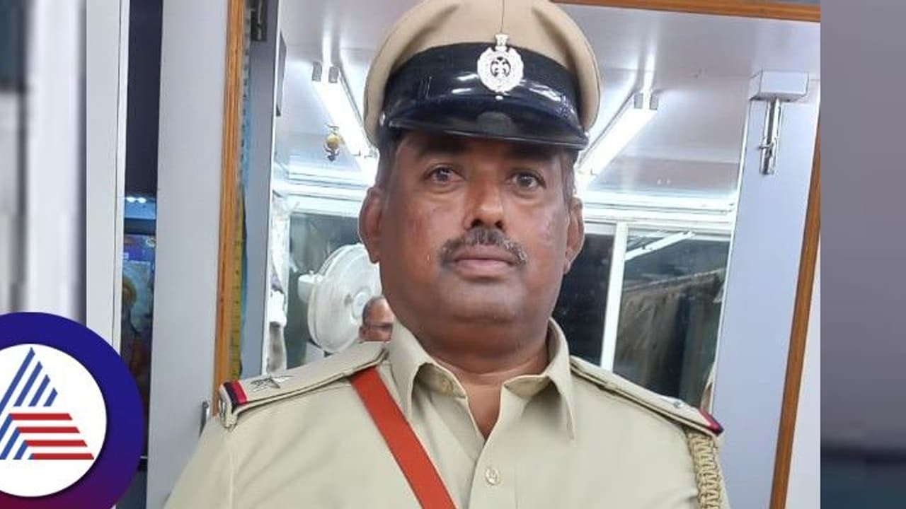 ಬೆಳಗಾವಿ: ಭೀಕರ ರಸ್ತೆ ಅಪಘಾತದಲ್ಲಿ ಎಎಸ್ಐ ಸಾವು, ಪಿಎಸ್ಐ ಸಸ್ಪೆಂಡ್! ಬೆಳಗಾವಿ: ಭೀಕರ ರಸ್ತೆ ಅಪಘಾತದಲ್ಲಿ ಎಎಸ್ಐ ಸಾವು, ಪಿಎಸ್ಐ ಸಸ್ಪೆಂಡ್!