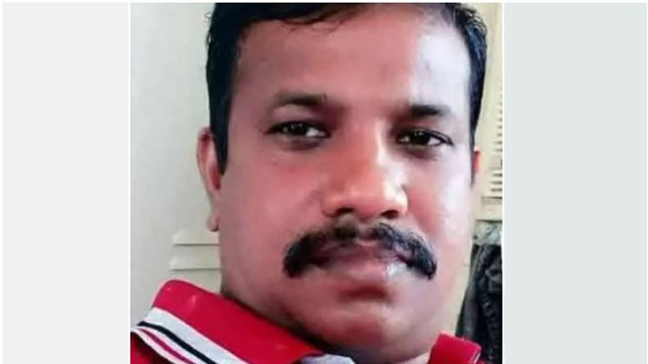 പ്രവാസി മലയാളി ഹൃദയാഘാതത്തെ തുടര്ന്ന് മരിച്ചു പ്രവാസി മലയാളി ഹൃദയാഘാതത്തെ തുടര്ന്ന് മരിച്ചു