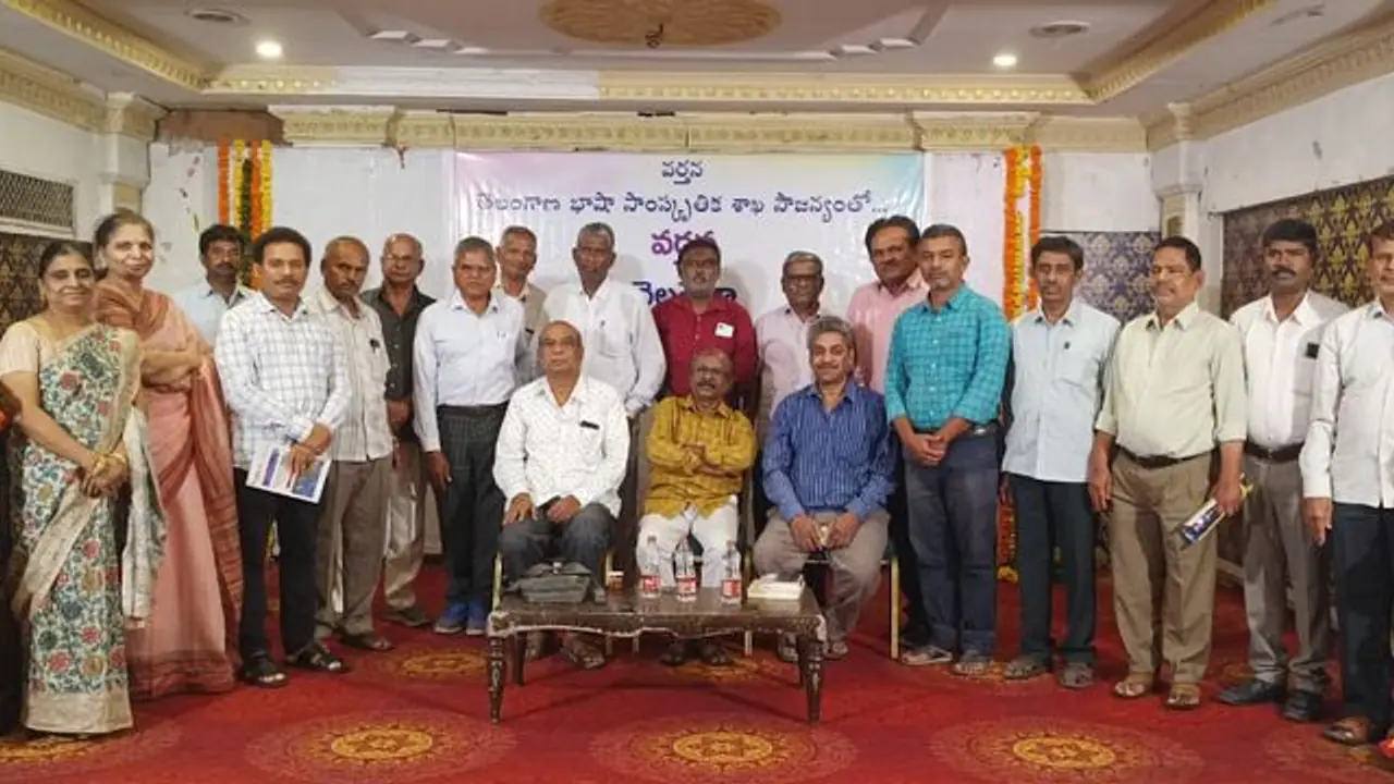 కవిత్వం సాంస్కృతిక ఉనికిని నిలబెట్టుకోవాలి