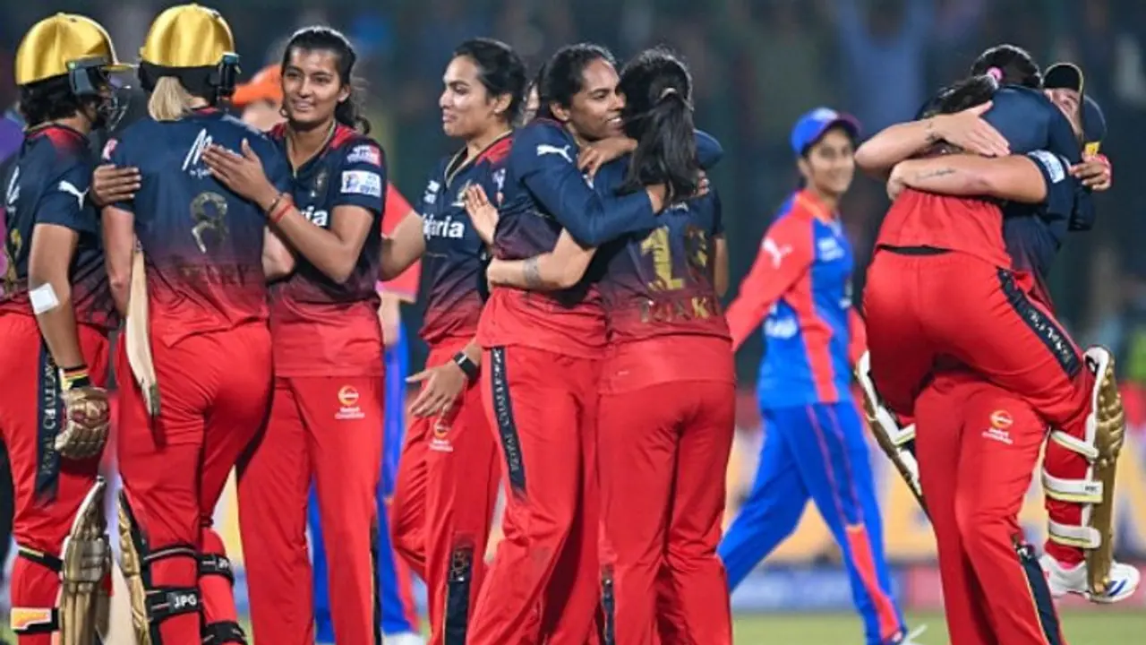 WPL 2025: ಸತತ ಎರಡನೇ ಗೆಲುವಿನ ನಿರೀಕ್ಷೆಯಲ್ಲಿರುವ ಆರ್‌ಸಿಬಿಗೆ ಡೆಲ್ಲಿ ಸವಾಲು!