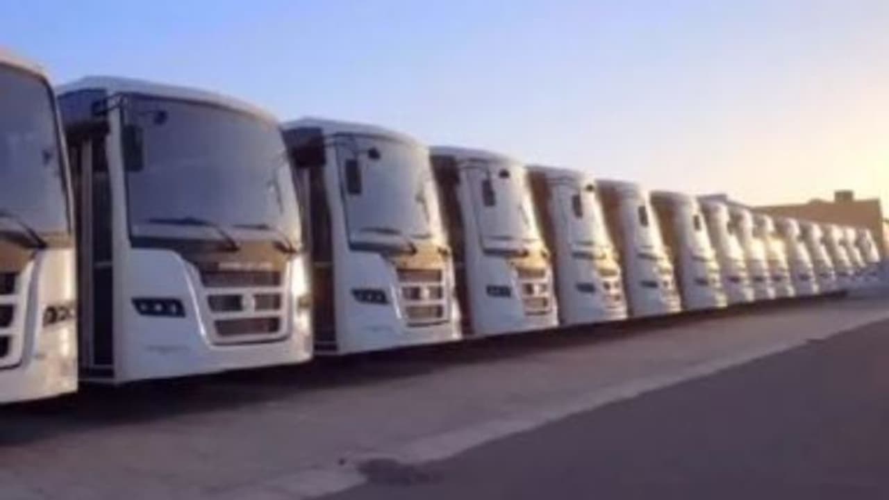 സൗദിയിൽ വാടക ബസുകളുടെ നിയമലംഘനങ്ങൾ ഏപ്രിൽ 21 മുതൽ നിരീക്ഷിക്കും സൗദിയിൽ വാടക ബസുകളുടെ നിയമലംഘനങ്ങൾ ഏപ്രിൽ 21 മുതൽ നിരീക്ഷിക്കും