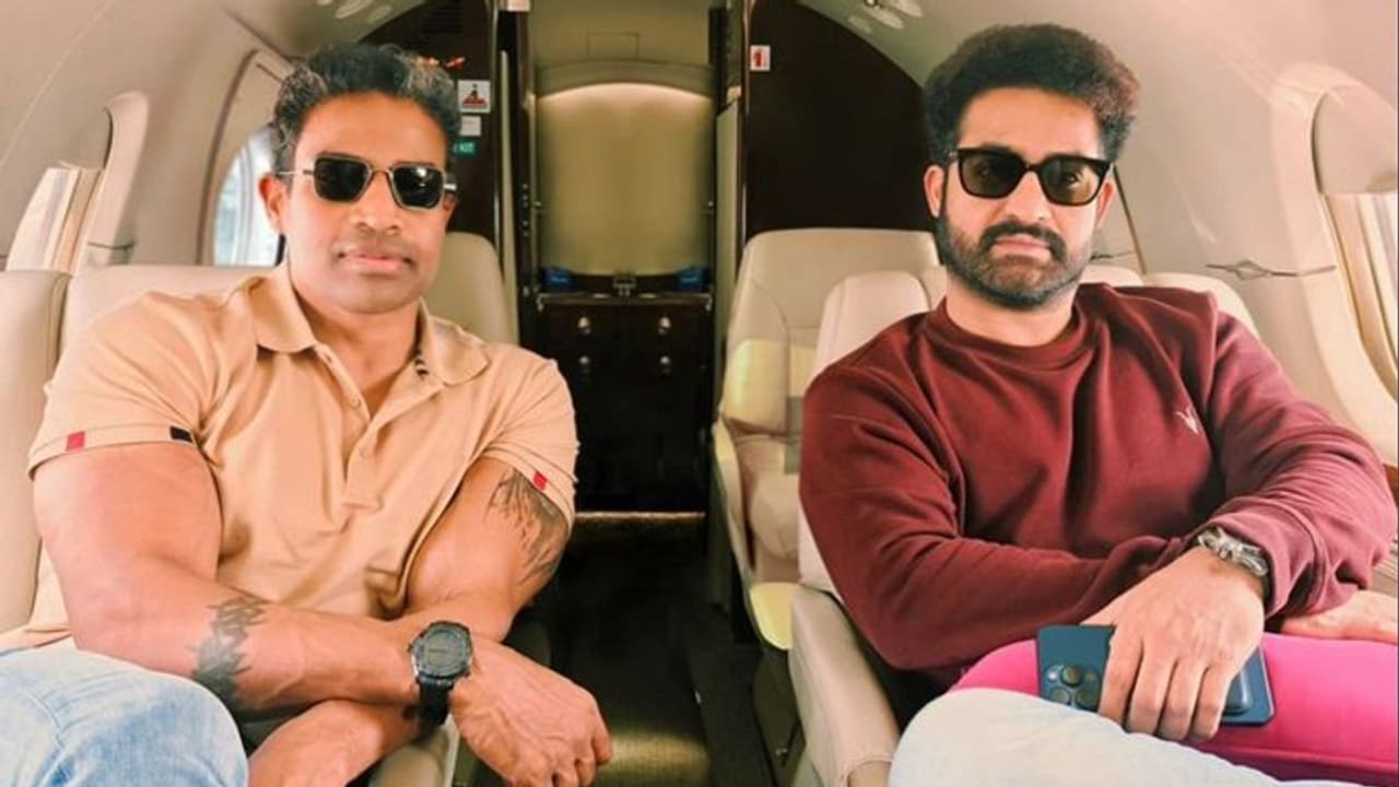 గోవాకు పయనమైన ఎన్టీఆర్... లేటెస్ట్ లుక్ కేక!