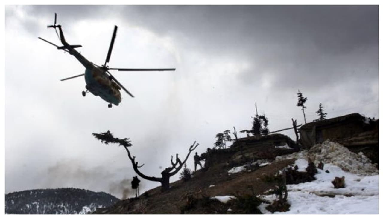  അഫ്ഗാനിലേക്ക് കടന്ന് കയറി പാകിസ്ഥാന്‍റെ വ്യോമാക്രമണം; അഞ്ച് സ്ത്രീകളും മൂന്ന് കുട്ടികളും മരിച്ചു 