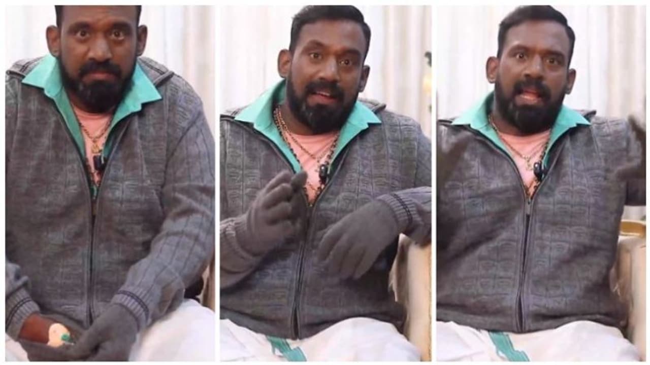 ஊசி போட்டு நடிச்சுட்டு இருக்கேன்! கோவை சரளா stretcher ல வராங்க! ஸ்ரீமன் நிலை இதான்.. கொந்தளித்த ரோபோ ஷங்கர்! ஊசி போட்டு நடிச்சுட்டு இருக்கேன்! கோவை சரளா stretcher ல வராங்க! ஸ்ரீமன் நிலை இதான்.. கொந்தளித்த ரோபோ ஷங்கர்!