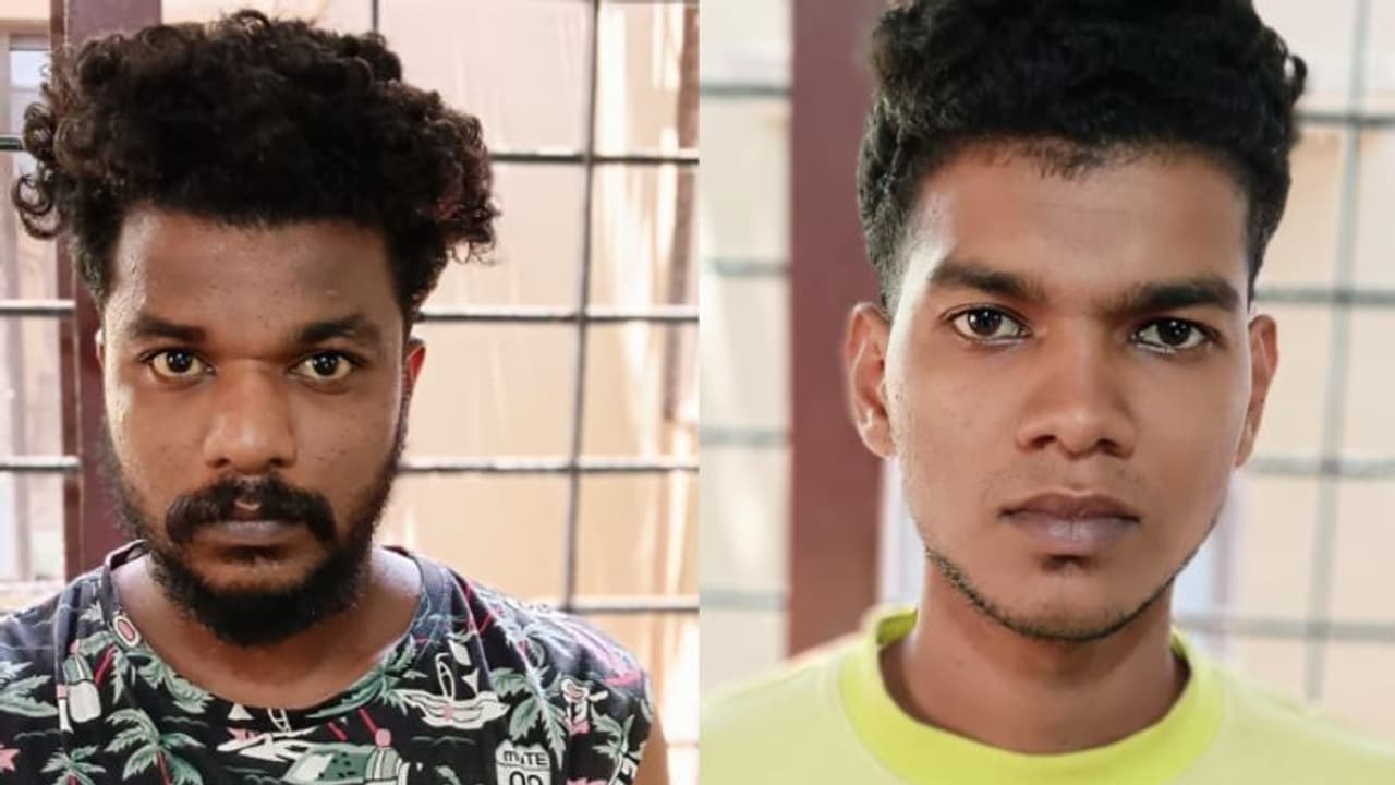 കരുവാറ്റയിൽ ഫുട്ബോൾ മത്സരം കണ്ട് മടങ്ങിയവരെ ബൈക്ക് തടഞ്ഞ് മര്ദ്ദിച്ച രണ്ടുപേര് അറസ്റ്റിൽ കരുവാറ്റയിൽ ഫുട്ബോൾ മത്സരം കണ്ട് മടങ്ങിയവരെ ബൈക്ക് തടഞ്ഞ് മര്ദ്ദിച്ച രണ്ടുപേര് അറസ്റ്റിൽ