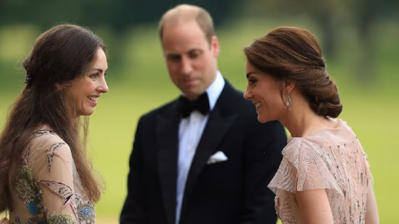 ಬ್ರಿಟನ್ ಯುವರಾಜ ವಿಲಿಯಂ, ಮಾಡೆಲ್ ರೋಸ್ ಹ್ಯಾನ್ಬರಿ ಲವ್ವಿಡವ್ವಿ: ವರದಿ ಬ್ರಿಟನ್ ಯುವರಾಜ ವಿಲಿಯಂ, ಮಾಡೆಲ್ ರೋಸ್ ಹ್ಯಾನ್ಬರಿ ಲವ್ವಿಡವ್ವಿ: ವರದಿ