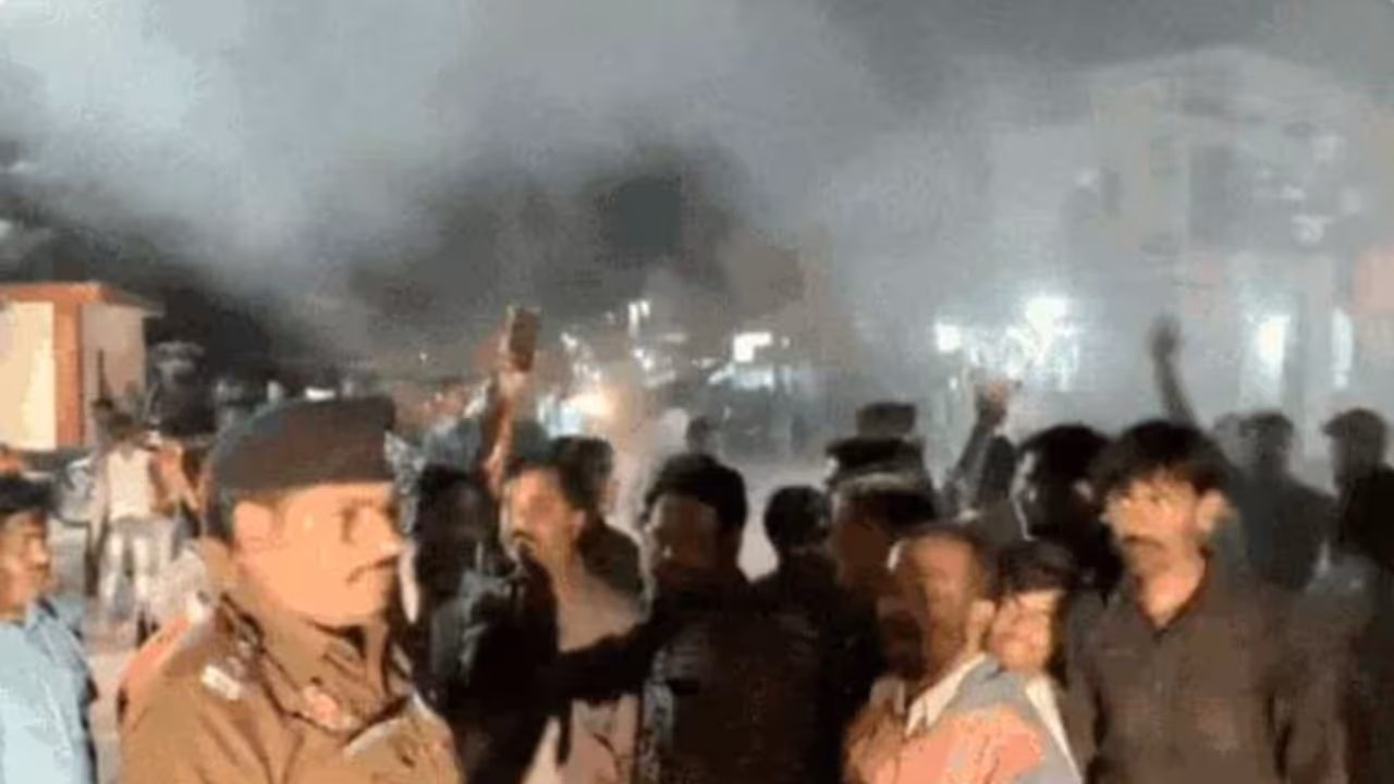 Badaun murder case: Killer asked for money, fled scene with his brother; Chilling details emerge Badaun murder case: Killer asked for money, fled scene with his brother; Chilling details emerge