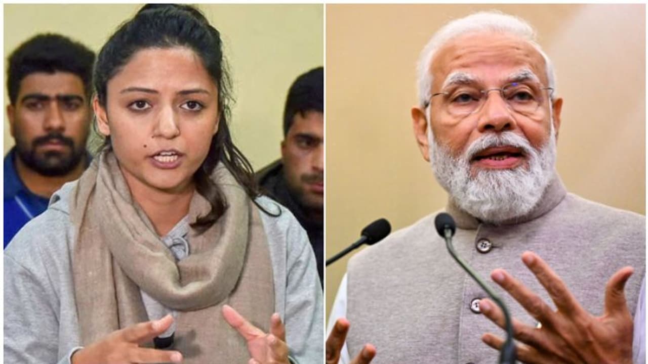 'മോദിയോടുള്ള നിലപാട് മാറ്റത്തിന് കാരണം അതായിരുന്നു, വിമർശനങ്ങളിൽ നിന്ന് യു ടേണോ?'; മറുപടിയുമായി ഷെഹ്ല റാഷിദ്