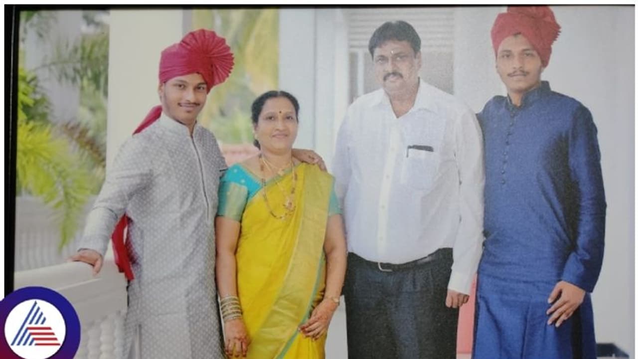 ಬೆಂಗಳೂರು: ಜೆ.ಪಿ.ನಗರದಲ್ಲಿ ಉಡುಪಿ ಉದ್ಯಮಿ ಕುಟುಂಬದ ಆತ್ಮಹತ್ಯೆ ಪ್ರಕರಣಕ್ಕೆ ಸಿಕ್ತು ರೋಚಕ ತಿರುವು! ಬೆಂಗಳೂರು: ಜೆ.ಪಿ.ನಗರದಲ್ಲಿ ಉಡುಪಿ ಉದ್ಯಮಿ ಕುಟುಂಬದ ಆತ್ಮಹತ್ಯೆ ಪ್ರಕರಣಕ್ಕೆ ಸಿಕ್ತು ರೋಚಕ ತಿರುವು!