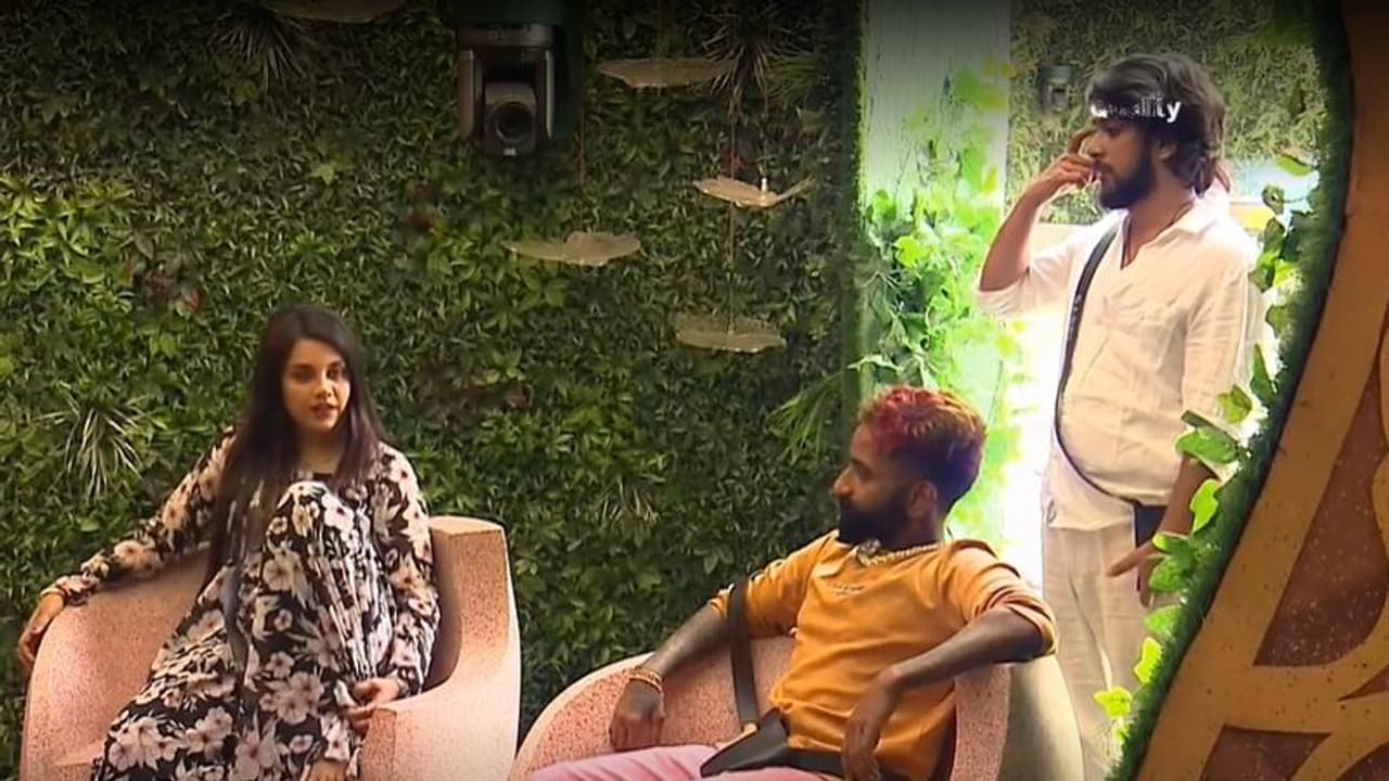 'ഗബ്രി ബലൂൺ' പൊട്ടിയാൽ അടുത്ത ബലൂൺ നീ ഊതും, അല്ലേ..; ജാസ്മിനോട് ചോദ്യ ശരങ്ങളുമായി റോക്കി 'ഗബ്രി ബലൂൺ' പൊട്ടിയാൽ അടുത്ത ബലൂൺ നീ ഊതും, അല്ലേ..; ജാസ്മിനോട് ചോദ്യ ശരങ്ങളുമായി റോക്കി