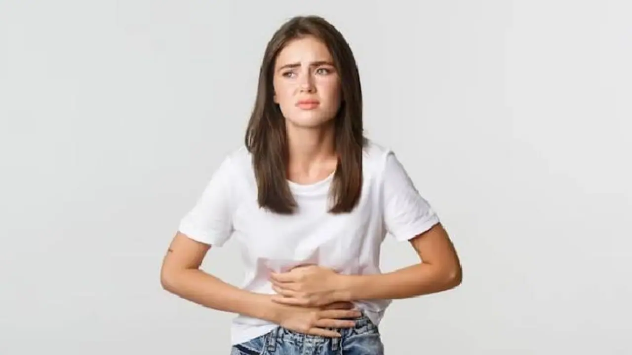  मां बनने की उम्र में PCOS पैदा कर रहा है समस्या, इनफर्टिलिटी और कैंसर बनने से पहले ही करवा लें इलाज