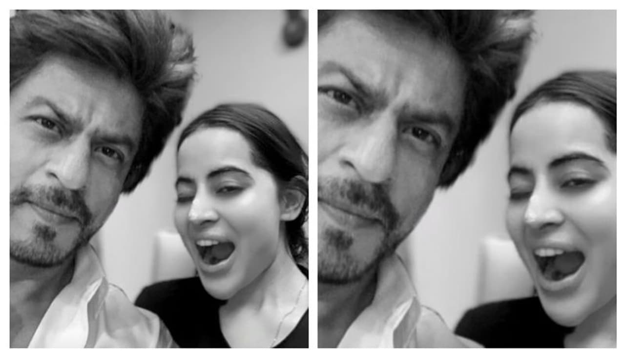 Uorfi Javed shares fan moment with Shah Rukh Khan; calls him 'favourite' person Uorfi Javed shares fan moment with Shah Rukh Khan; calls him 'favourite' person