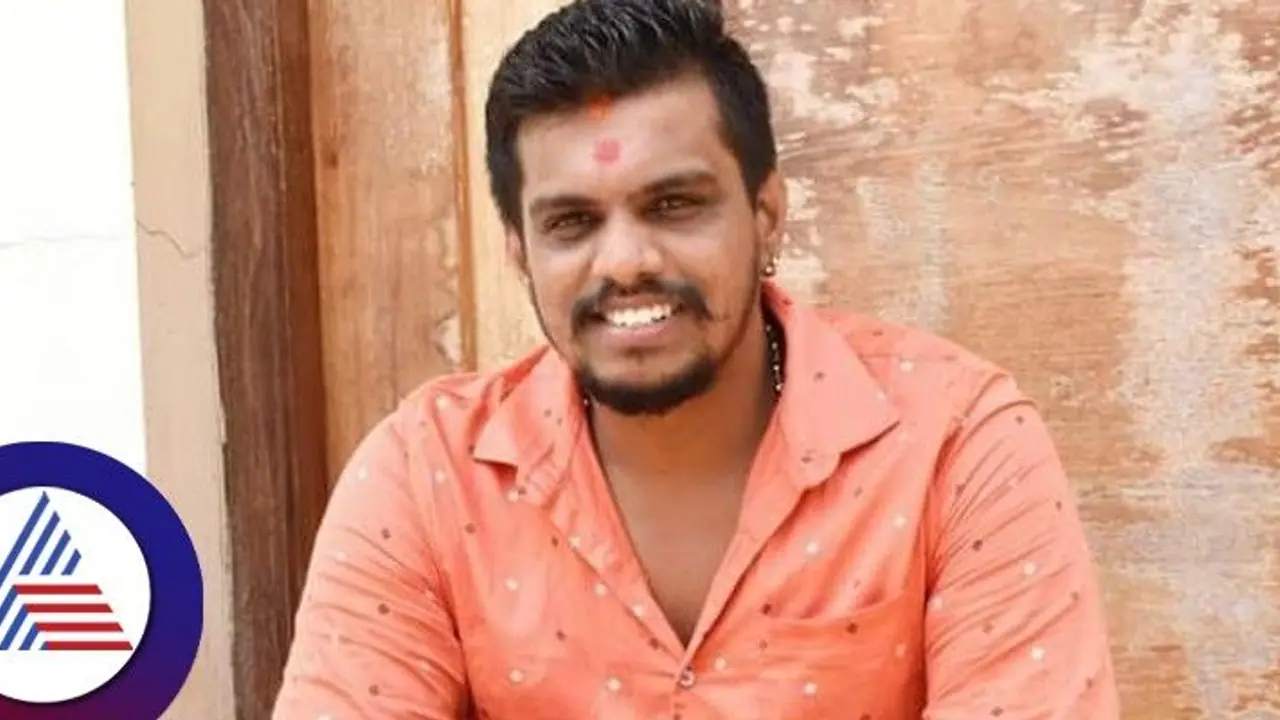 ಒಂದು ಕೇಸ್, ಮೂರು ಎಫ್ಐಆರ್!, ಗೂಂಡಾ ಕಾಯ್ದೆಯಡಿ ಮಂಗಳೂರು ಹಿಂದೂ ಕಾರ್ಯಕರ್ತನ ಬಂಧನ! ಒಂದು ಕೇಸ್, ಮೂರು ಎಫ್ಐಆರ್!, ಗೂಂಡಾ ಕಾಯ್ದೆಯಡಿ ಮಂಗಳೂರು ಹಿಂದೂ ಕಾರ್ಯಕರ್ತನ ಬಂಧನ!