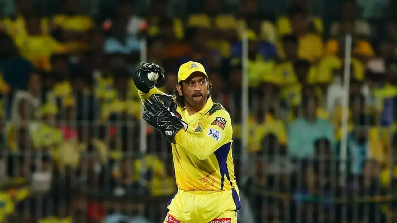 IPL 2024: Why Dhoni handed over CSK captaincy to Gaikwad? Ravi Shastri decodes (WATCH)