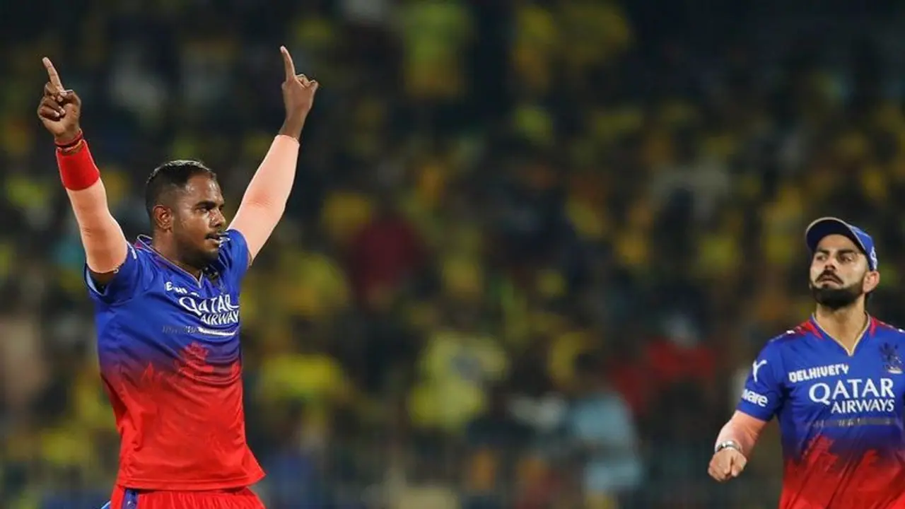 ಈ ಬೌಲಿಂಗ್ ಪಡೆ ಇಟ್ಟುಕೊಂಡು RCB ಈ ಸಲ ಐಪಿಎಲ್ ಕಪ್ ಗೆಲ್ಲೋದು ಸಾಧ್ಯವೇ ಇಲ್ಲ ಈ ಬೌಲಿಂಗ್ ಪಡೆ ಇಟ್ಟುಕೊಂಡು RCB ಈ ಸಲ ಐಪಿಎಲ್ ಕಪ್ ಗೆಲ್ಲೋದು ಸಾಧ್ಯವೇ ಇಲ್ಲ