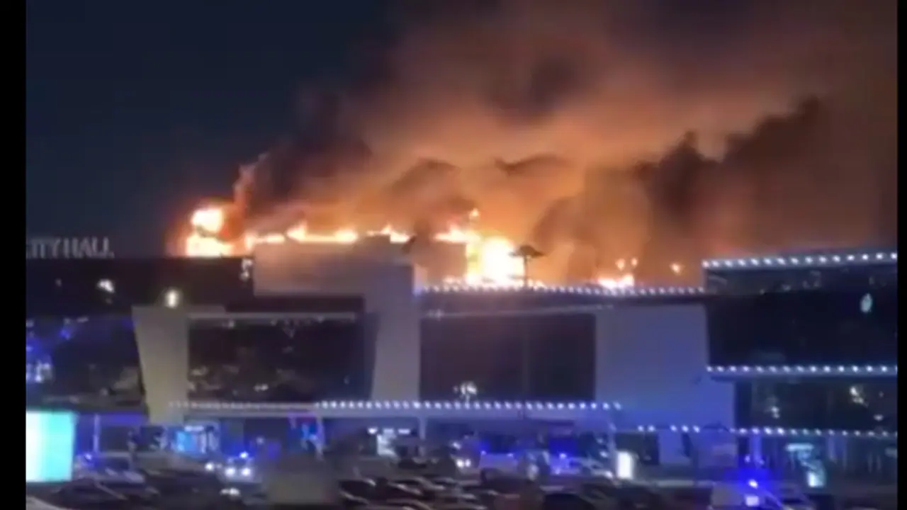 ರಷ್ಯಾದಲ್ಲಿ ಮುಂಬೈ ರೀತಿ ಉಗ್ರ ದಾಳಿಗೆ 143 ಬಲಿ..! ರಷ್ಯಾದಲ್ಲಿ ಮುಂಬೈ ರೀತಿ ಉಗ್ರ ದಾಳಿಗೆ 143 ಬಲಿ..!