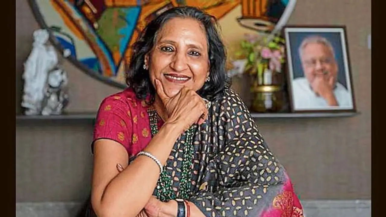 ಮನೆಯ ಸೀಫೇಸ್ ವೀವ್ಗೆ ಅಡ್ಡಿ, ಎದುರಿನ ಇಡೀ ಬಿಲ್ಡಿಂಗ್ ಖರೀದಿ ಮಾಡಿದ ರೇಖಾ ಜುಂಜುನ್ವಾಲಾ! ಮನೆಯ ಸೀಫೇಸ್ ವೀವ್ಗೆ ಅಡ್ಡಿ, ಎದುರಿನ ಇಡೀ ಬಿಲ್ಡಿಂಗ್ ಖರೀದಿ ಮಾಡಿದ ರೇಖಾ ಜುಂಜುನ್ವಾಲಾ!