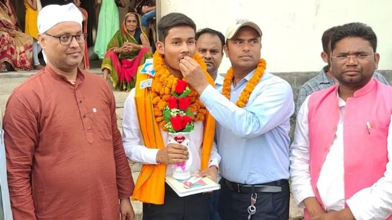 Bihar Board 12th Topper: सीवान के मृत्युंजय कुमार साइंस टॉपर, पिता चलाते हैं कॉस्मेटिक शॉप, कैसे मिला मुकाम