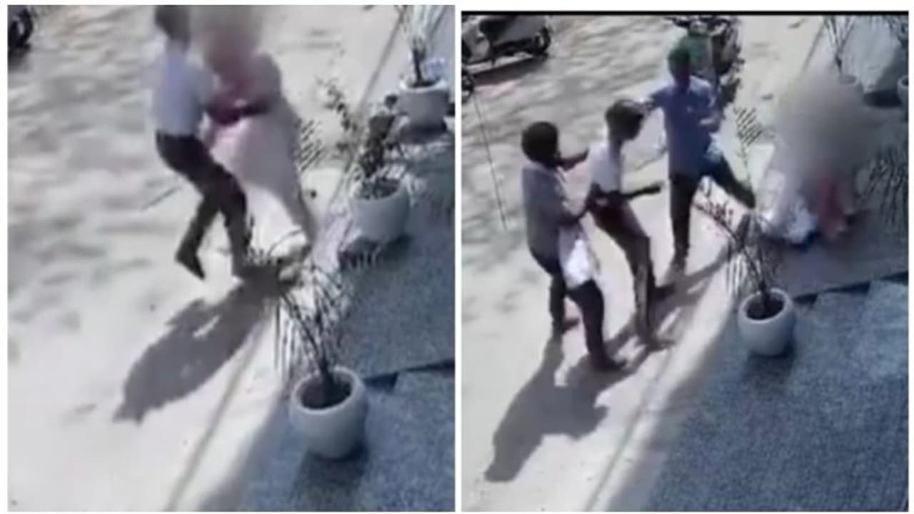 Delhi News: छात्रा के Abnormal Man कहने पर भड़का सब्जी विक्रेता, कर डाला ये हाल, CCTV फुटेज वायरल