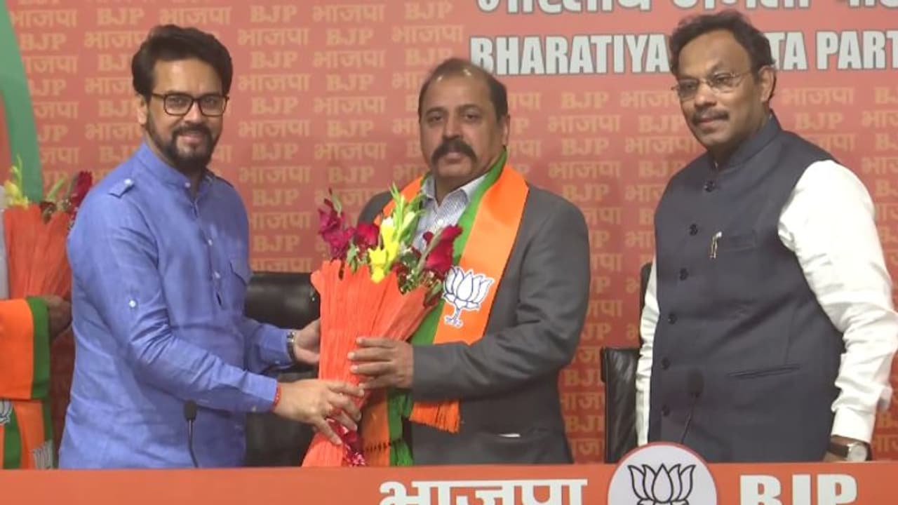 മുൻ വ്യോസേനാ മേധാവി ആര്കെഎസ് ഭദൗരിയ ബിജെപിയില് ചേര്ന്നു മുൻ വ്യോസേനാ മേധാവി ആര്കെഎസ് ഭദൗരിയ ബിജെപിയില് ചേര്ന്നു