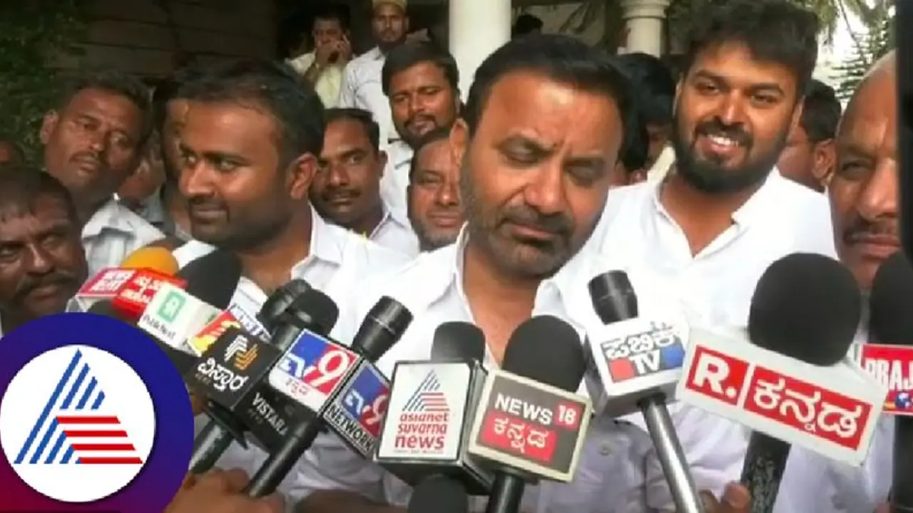 ವ್ಯಕ್ತಿಗತವಾಗಿ ಯಾವತ್ತೂ ಮೋದಿಗೆ ಬೈದಿಲ್ಲ, ಕೇಳಿದ ಪ್ರಶ್ನೆಗೆ ಉತ್ತರ ಕೊಡಲಾಗದೆ ದಿಕ್ಕು ತಪ್ಪಿಸುತ್ತಿದ್ದಾರೆ: ಸಂತೋಷ್ ಲಾಡ್ 