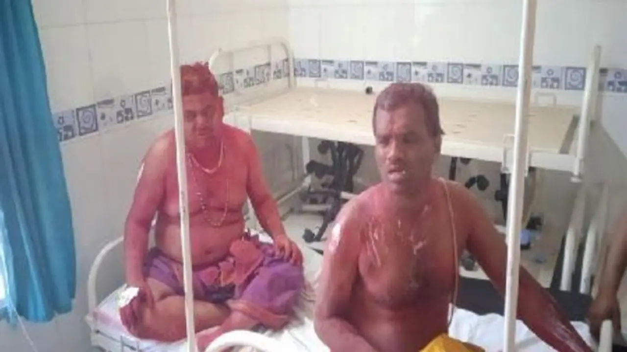 MP News: श्री महाकालेश्वर मंदिर गर्भगृह हादसे को PM मोदी ने बताया दर्दनाक, CM को किया सचेत MP News: श्री महाकालेश्वर मंदिर गर्भगृह हादसे को PM मोदी ने बताया दर्दनाक, CM को किया सचेत