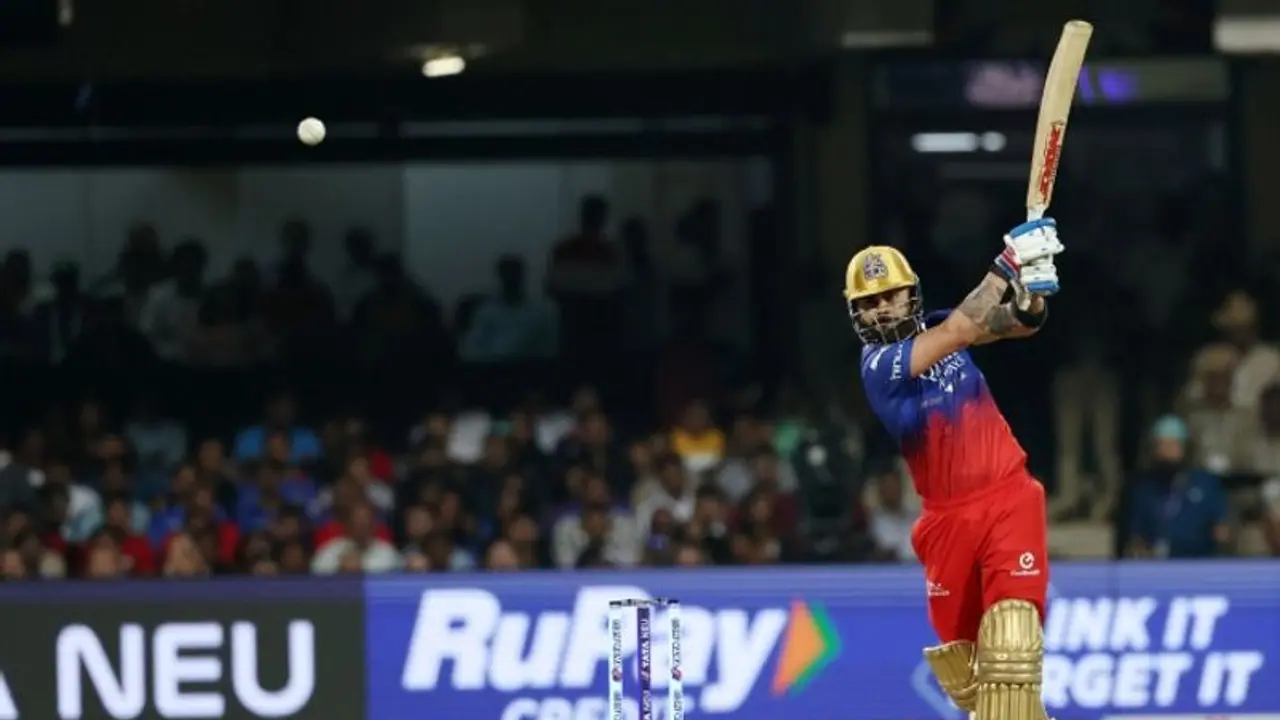 കത്തിക്കയറി കിംഗ് കോലി, വെടിക്കെട്ട് ഫിനിഷിംഗുമായി കാർത്തിക്; പഞ്ചാബിനെ വീഴ്ത്തി ആര്‍സിബിക്ക് ആദ്യ ജയം