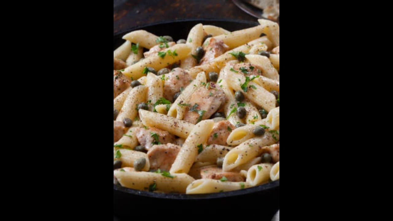 குழந்தைகள் விரும்பி சாப்பிடும் பிங்க் சாஸ் பாஸ்தா.. ரெசிபி இதோ..!