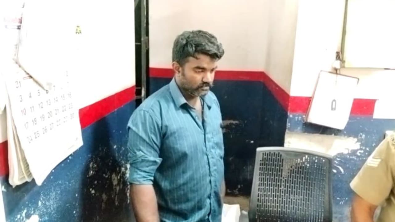 സ്കൂട്ടറിന്റെ നമ്പർ തപ്പി പോയി, സംശയം ശരിയായിരുന്നു, വീട് പണിയുന്നവർക്ക് ആശ്വാസമായി വ്യത്യസ്തനാം കള്ളൻ പിടിയിൽ