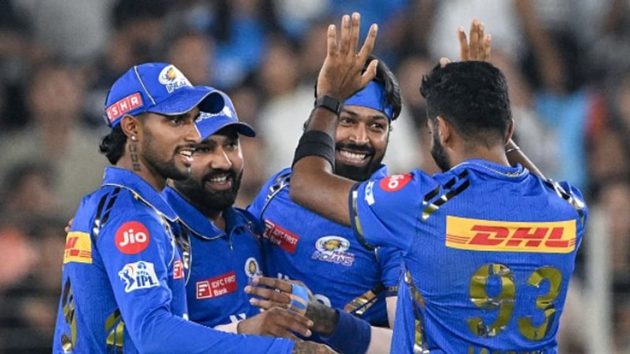 7 போட்டிகள் கொடுத்த ரிசல்ட் – பீதியில் இருக்கும் MI கேப்டன் ஹர்திக் பாண்டியா? ஹைதராபாத் யாருக்கு சாதகம்? 7 போட்டிகள் கொடுத்த ரிசல்ட் – பீதியில் இருக்கும் MI கேப்டன் ஹர்திக் பாண்டியா? ஹைதராபாத் யாருக்கு சாதகம்?