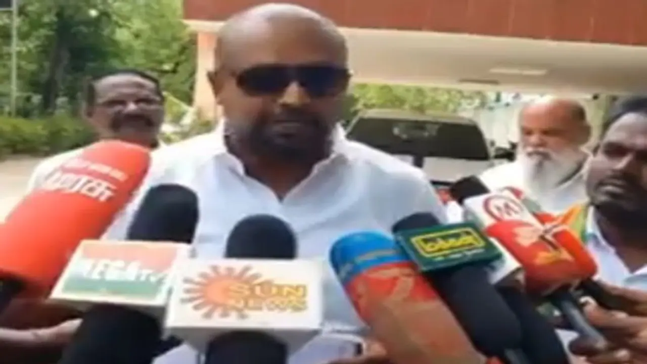 பாஜக வேட்பாளர் ராதிகா சரத்குமாருக்கு எதிராக விருதுநகரில் களம் இறங்கும் டெல்லி பாஜக மோடி அணி!